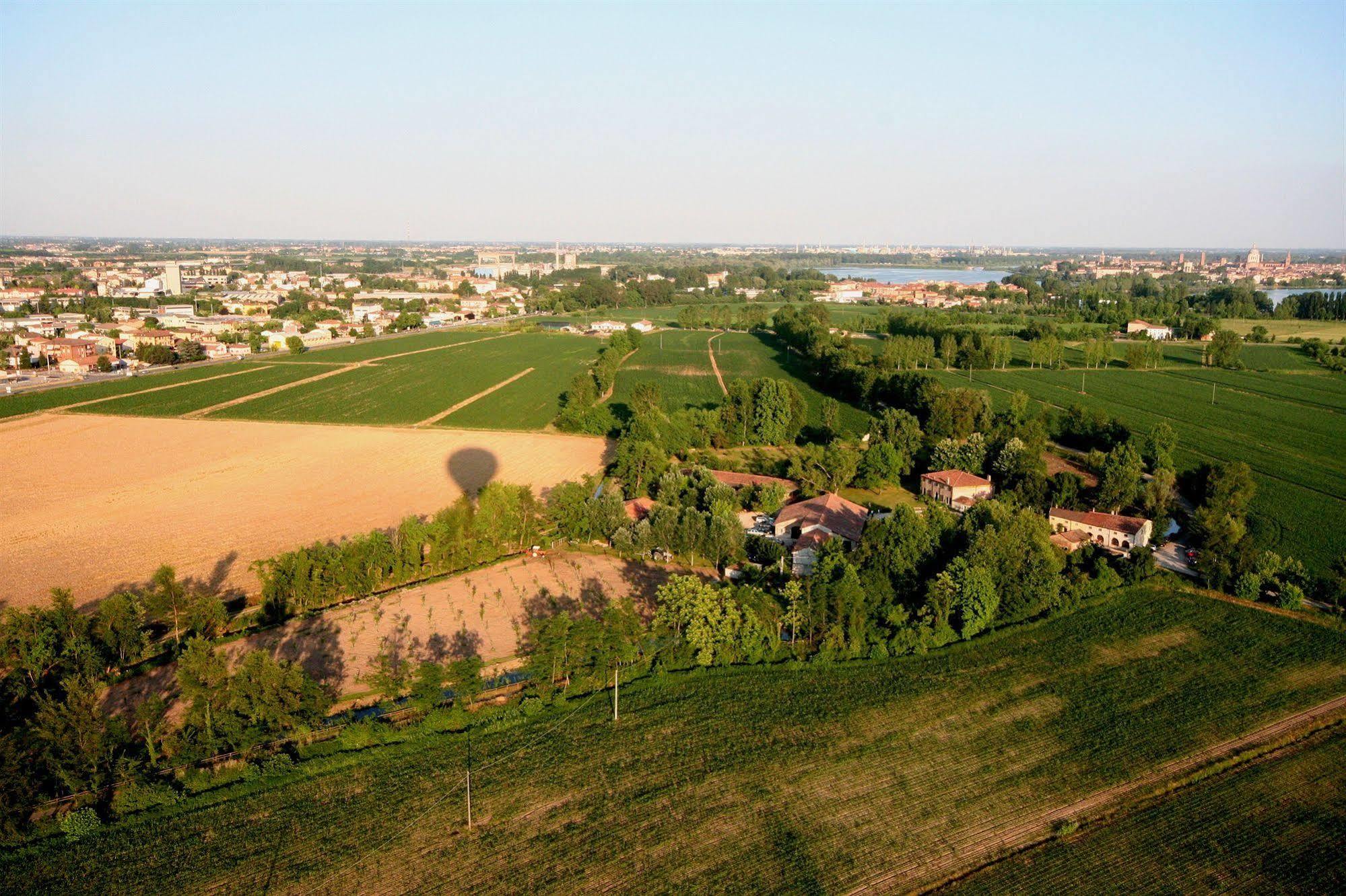 Agriturismo Corte San Girolamo 만토바 외부 사진